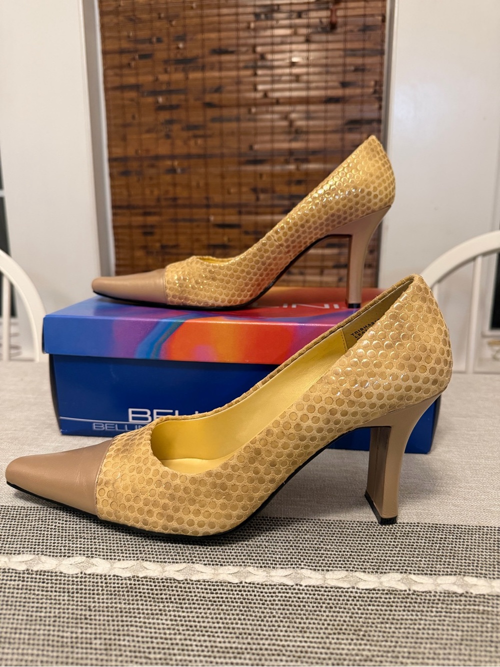 Bellini Gold/Beige Leather Upper Pointed Toe Shimmer Heels Pumps 8.5 Trisha219